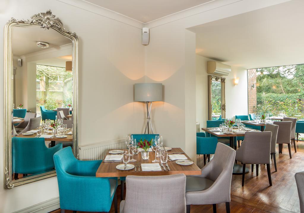 The Chequers Inn Beaconsfield Eksteriør billede